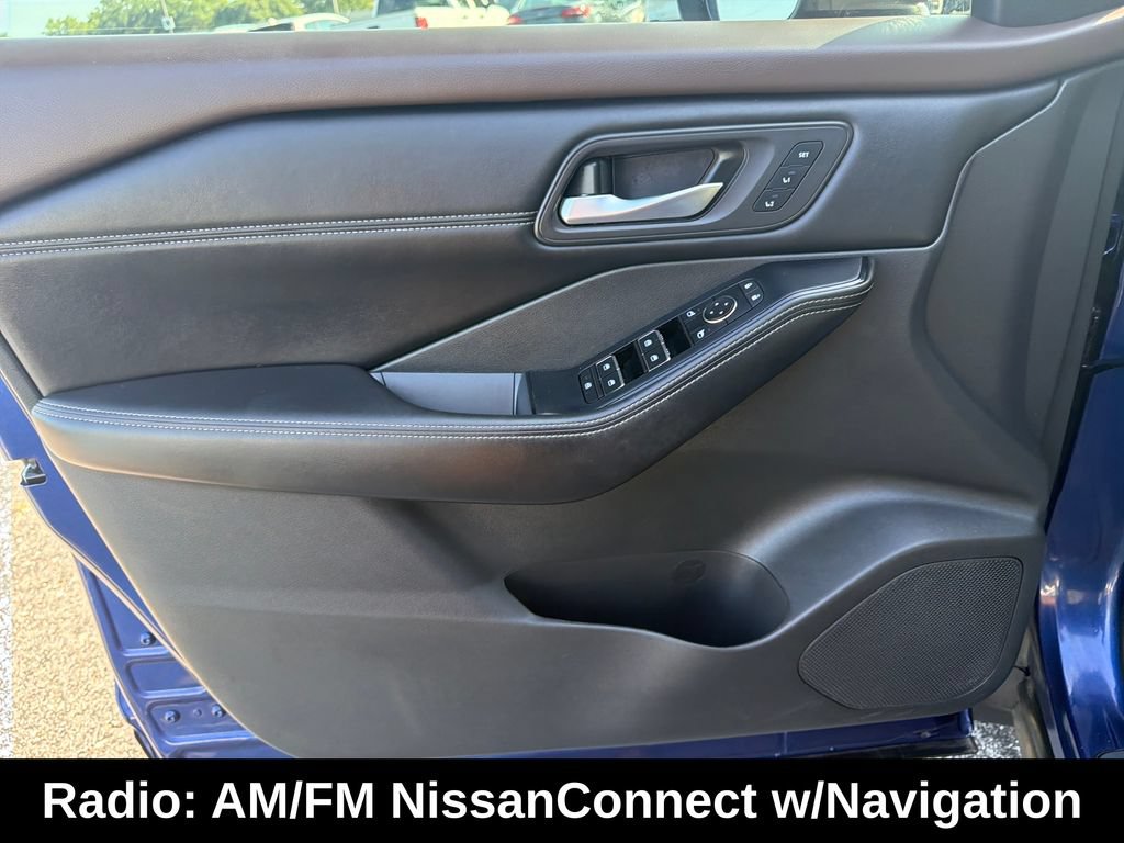 Used 2023 Nissan Rogue SL w/ SL Premium Package FWD image 12