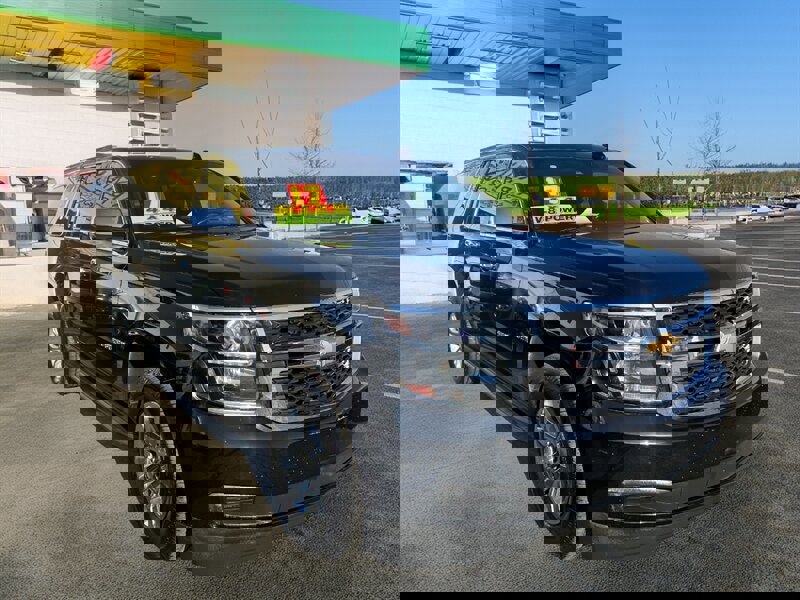 Used 2017 Chevrolet Suburban LT