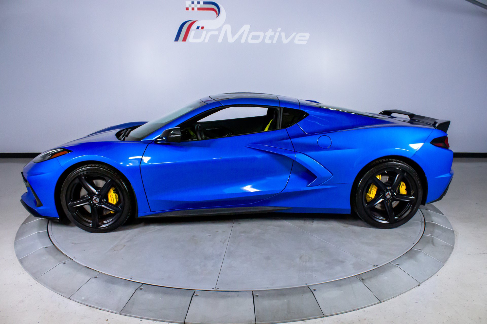 Used 2024 Chevrolet Corvette Stingray Preferred Cpe w/ Z51 Performance Package RWD image 4