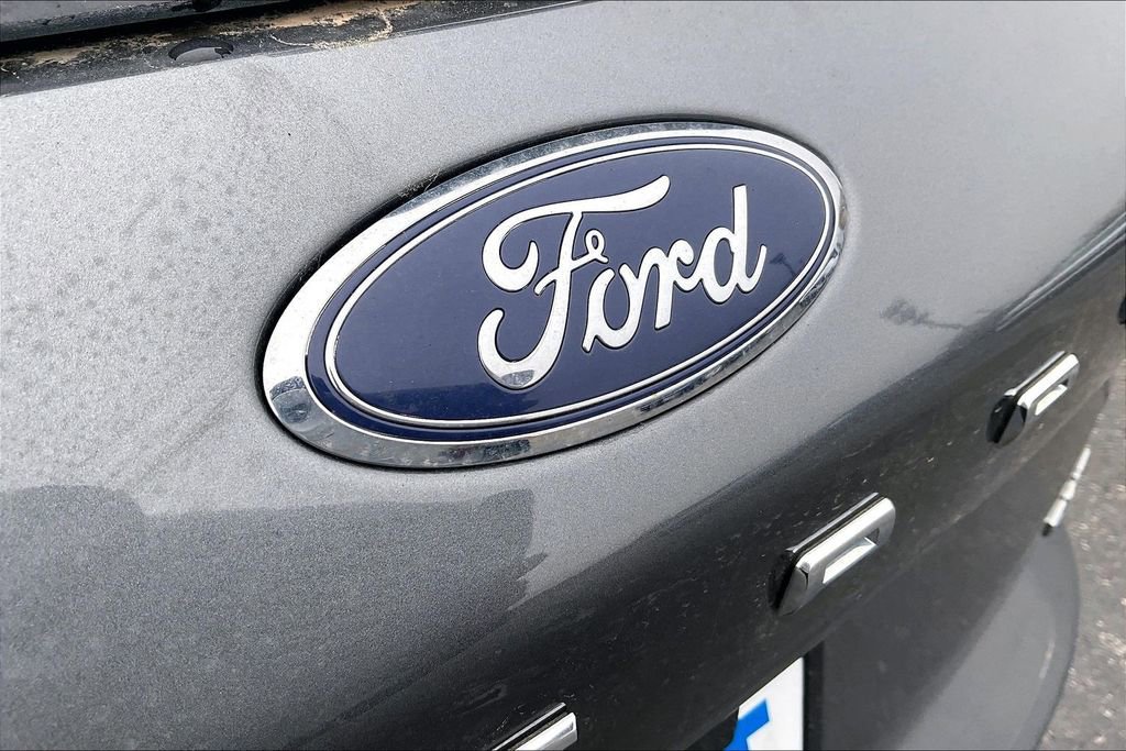 Used 2024 Ford Escape Platinum image 27