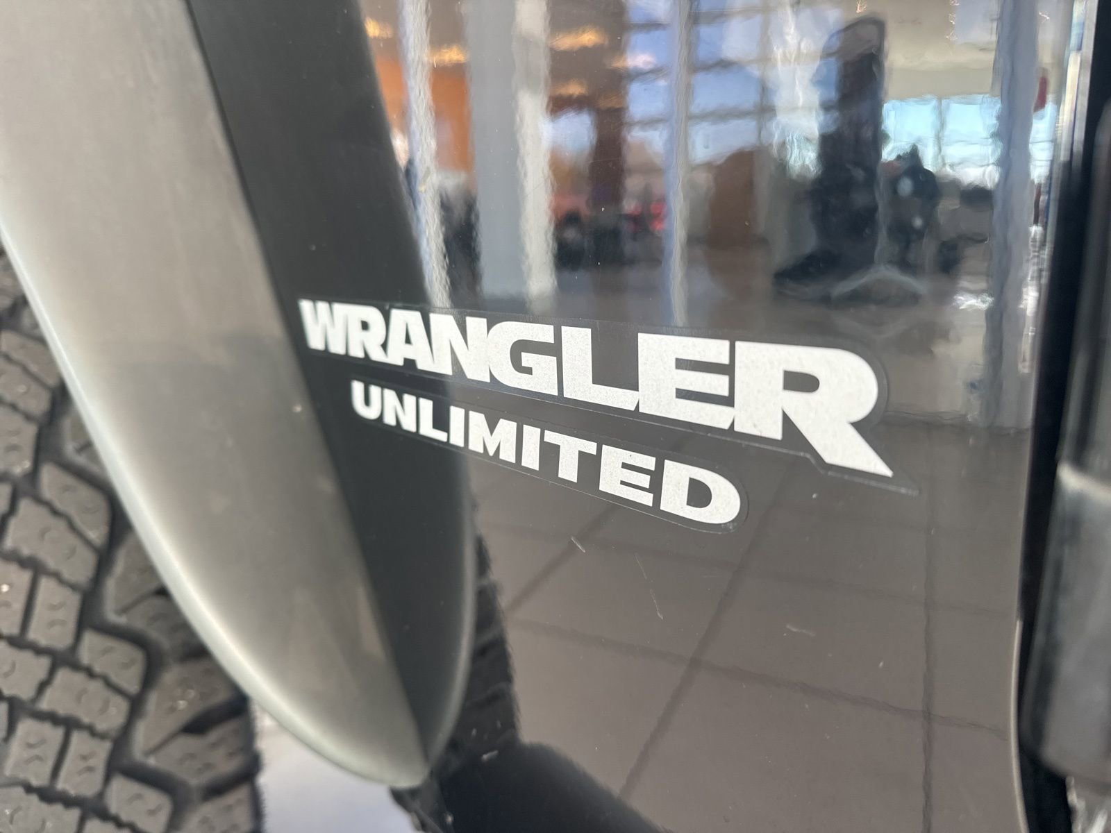 Used 2012 Jeep Wrangler Unlimited Sahara w/ Dual Top Group image 11