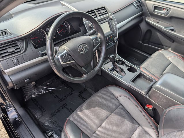 Used 2016 Toyota Camry SE FWD image 10