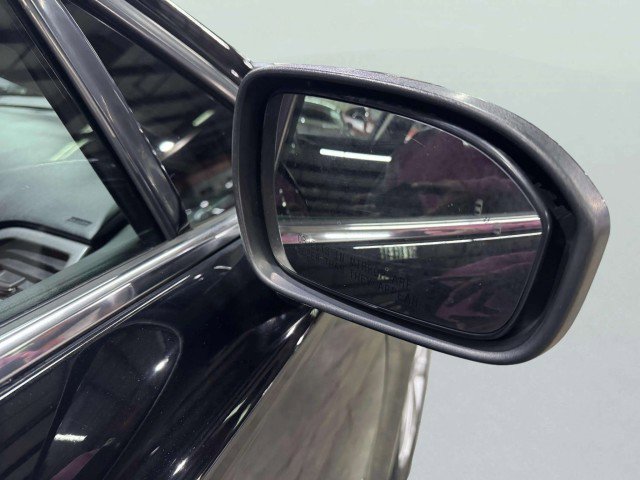 Used 2020 Ford Fusion SE image 16