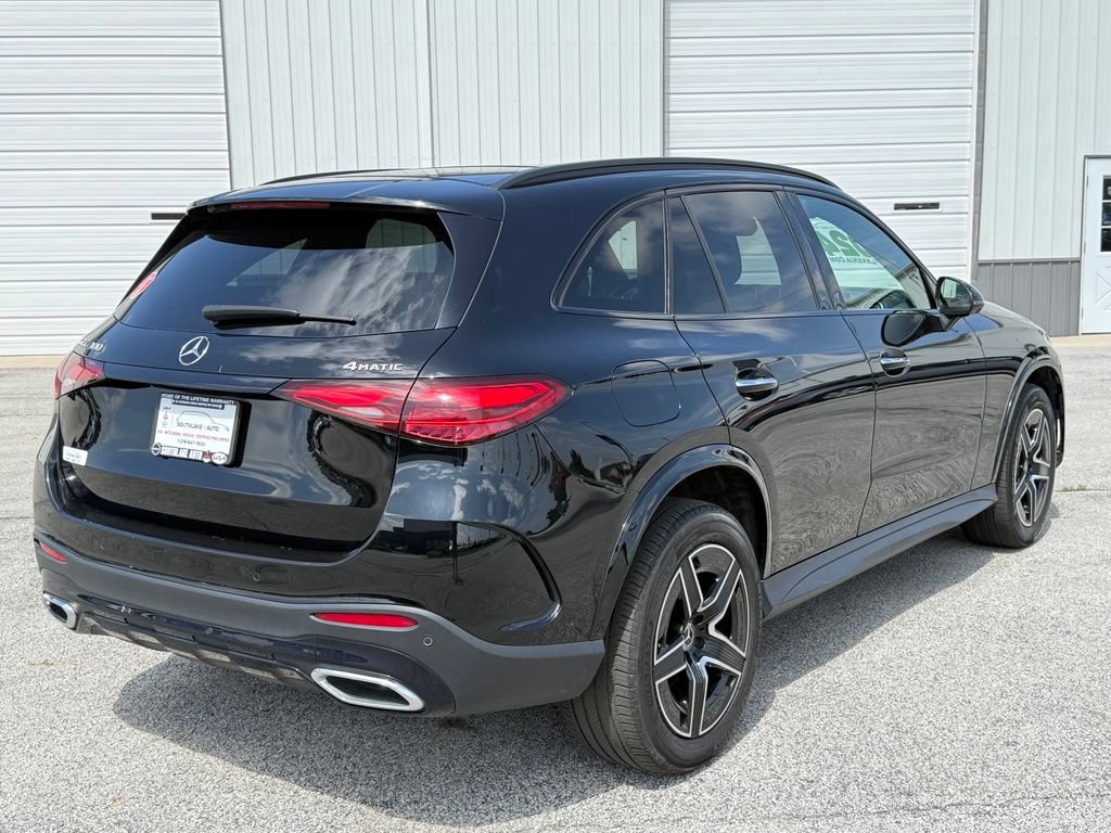 Used 2024 Mercedes-Benz GLC 300 4MATIC image 8