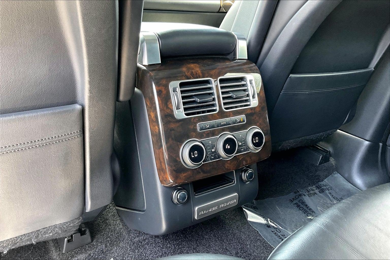 Used 2014 Land Rover Range Rover HSE AWD/4WD image 34