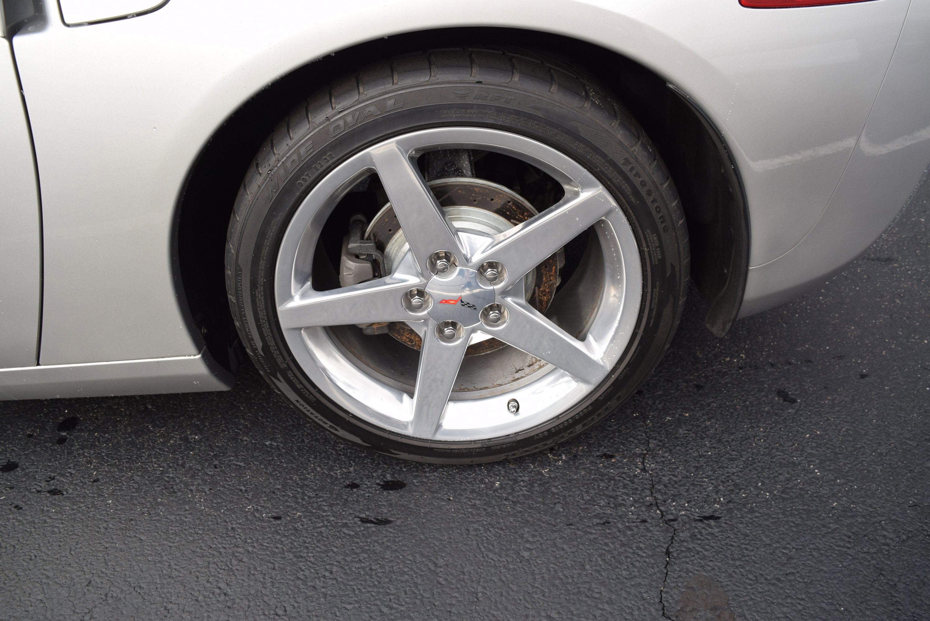 Used 2005 Chevrolet Corvette Coupe w/ Preferred Equipment Group image 6