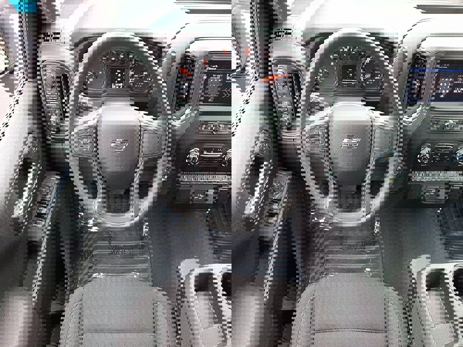 Used 2023 Chevrolet Silverado 1500 Custom Trail Boss w/ 2.7L Blackout Package image 10