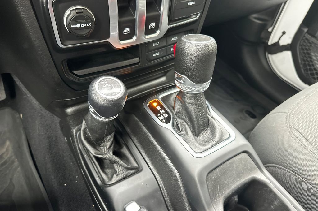 Used 2022 Jeep Wrangler Willys image 22