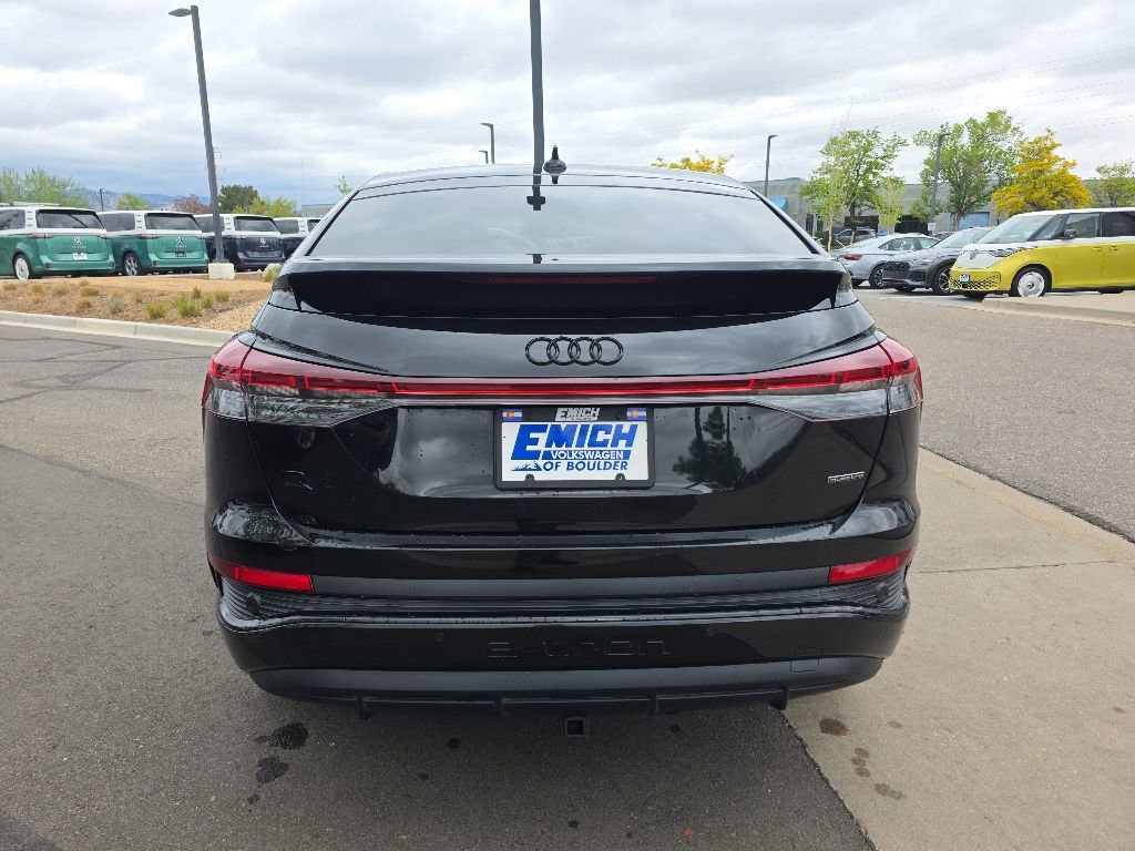 Used 2024 Audi Q4 e-tron Premium Plus w/ Premium Plus AWD/4WD image 4