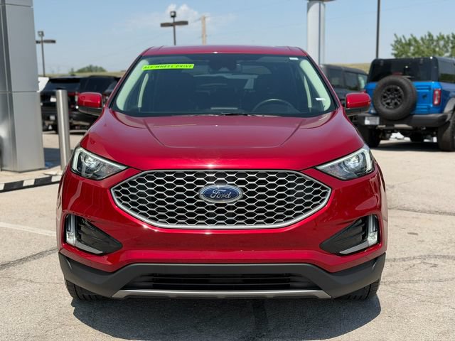 Used 2023 Ford Edge SEL w/ Convenience Package AWD/4WD image 2