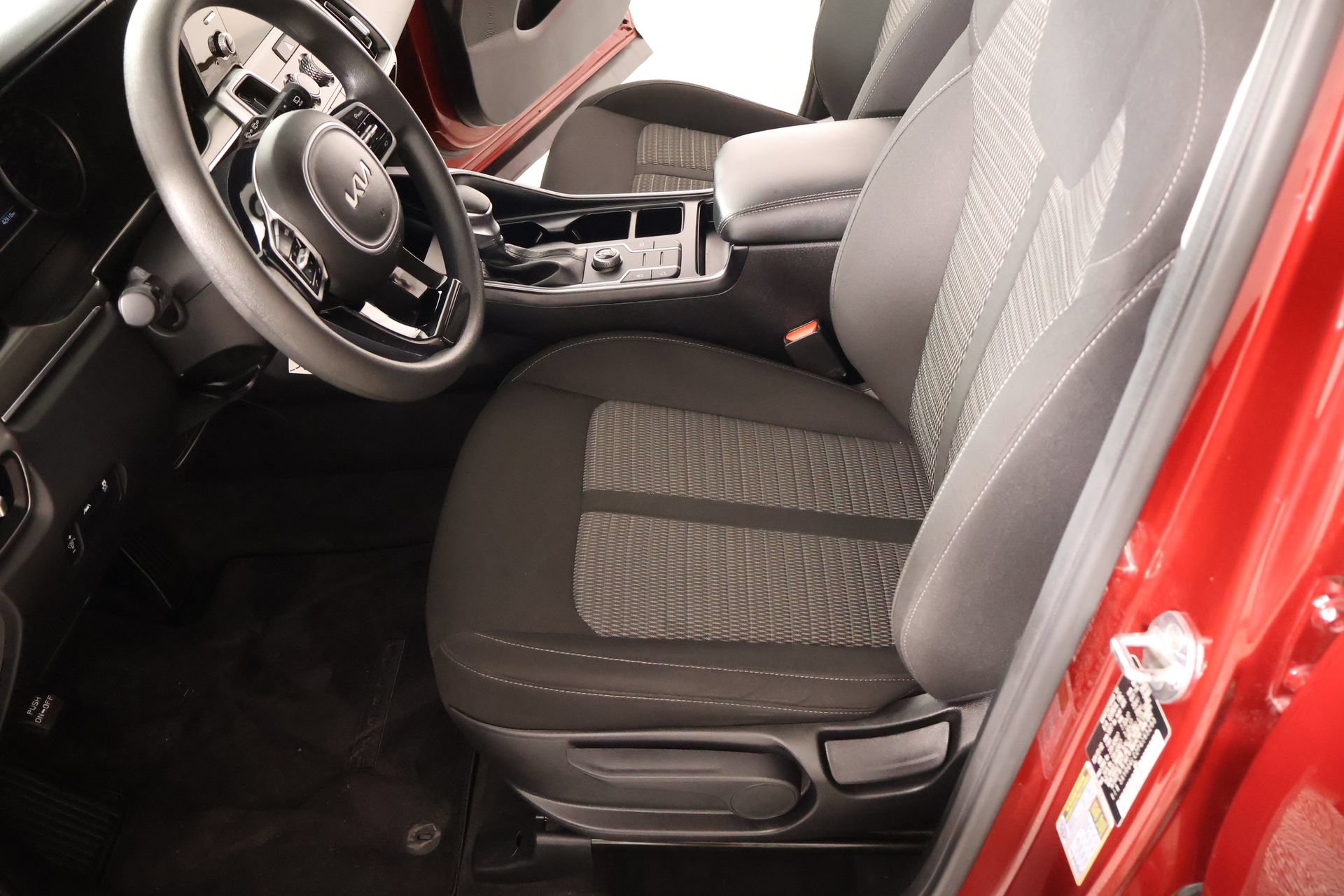 Used 2023 Kia Sorento LX FWD image 10