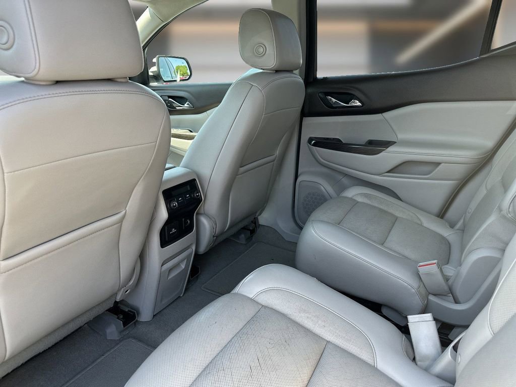 Used 2018 GMC Acadia SLT FWD image 12