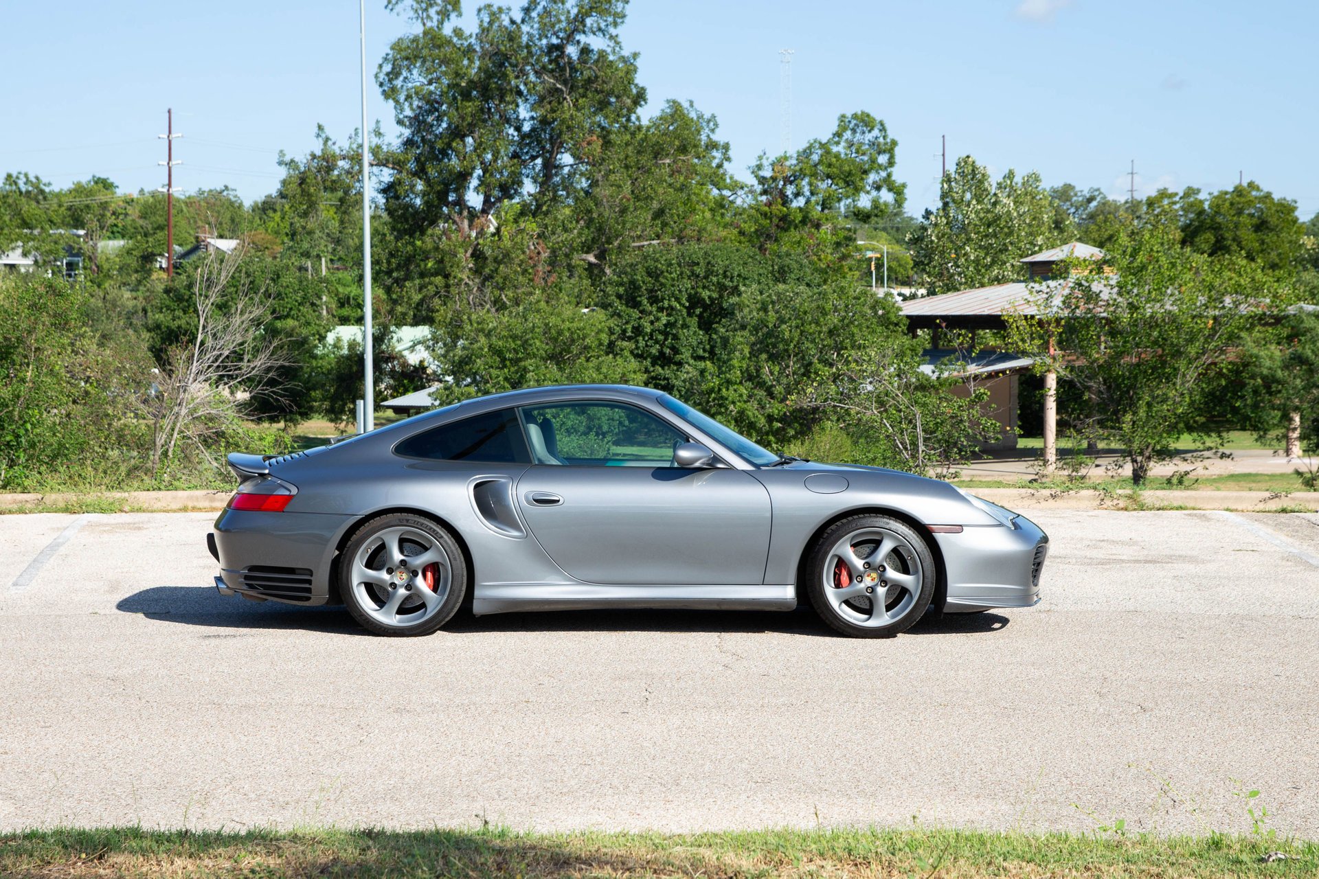 Used 2001 Porsche 911 Turbo image 17