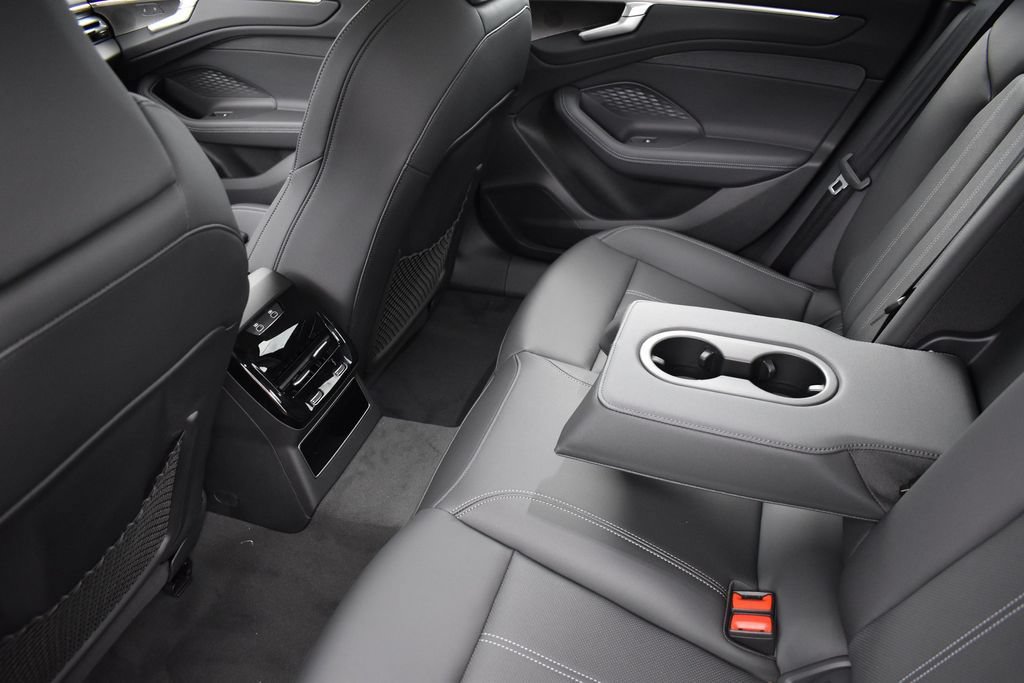 New 2026 Audi A6 Premium Plus AWD/4WD image 18