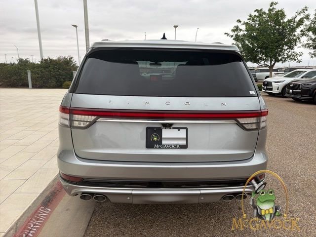 Used 2023 Lincoln Aviator Reserve w/ Equipment Group 201A AWD/4WD image 4