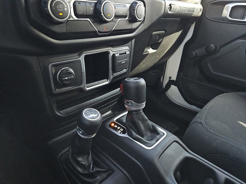 Certified 2021 Jeep Wrangler Sport image 40