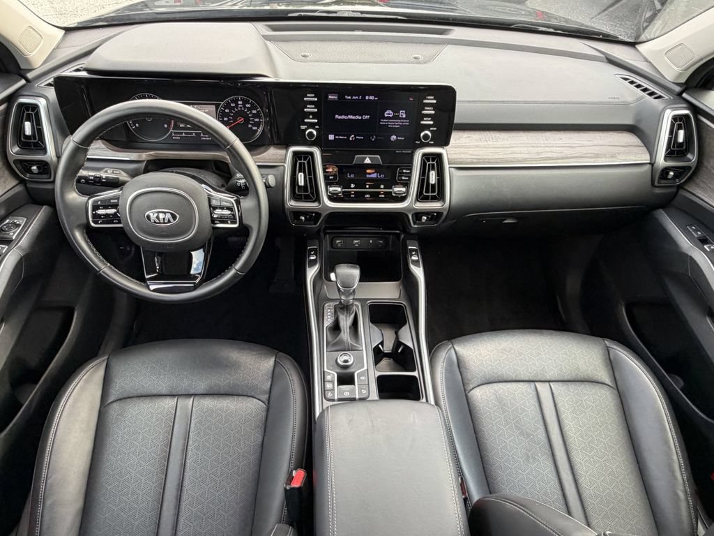 Used 2021 Kia Sorento EX FWD image 10