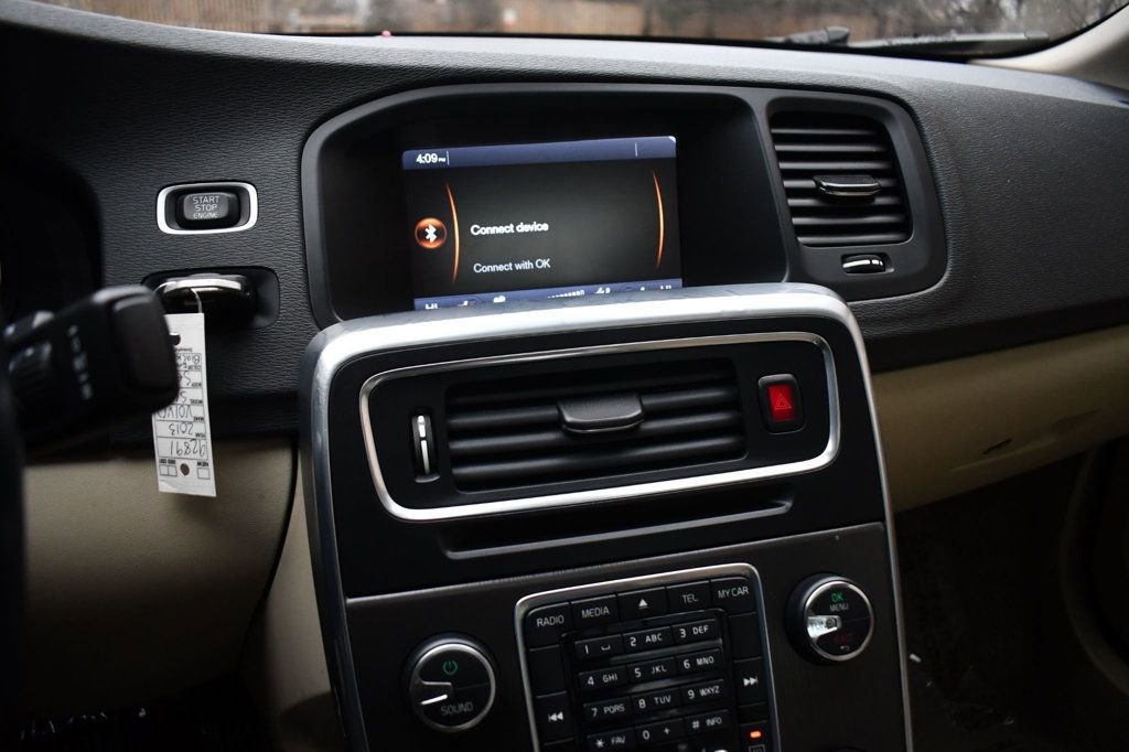 Used 2013 Volvo S60 T5 image 22