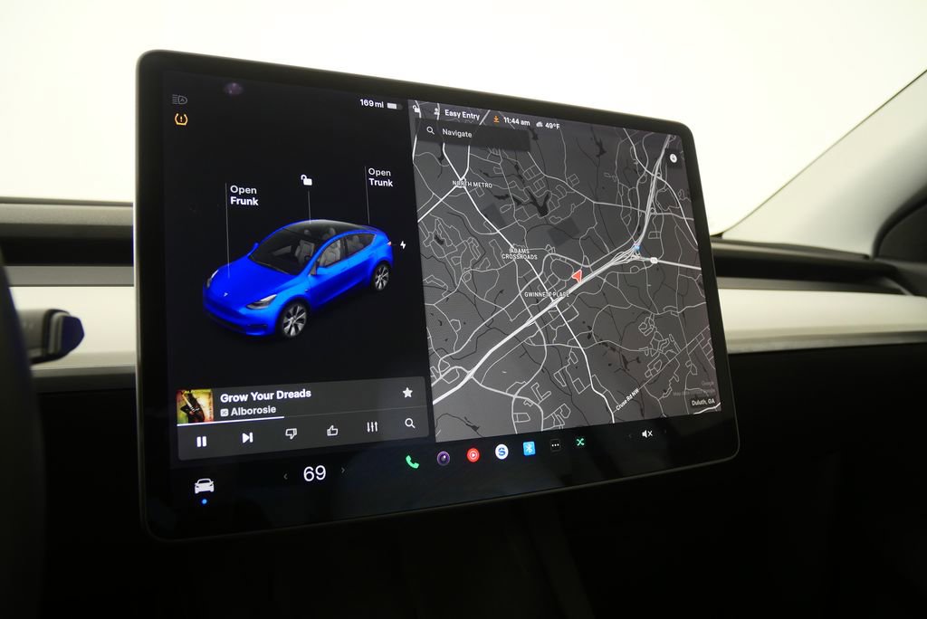Used 2021 Tesla Model Y Long Range image 22