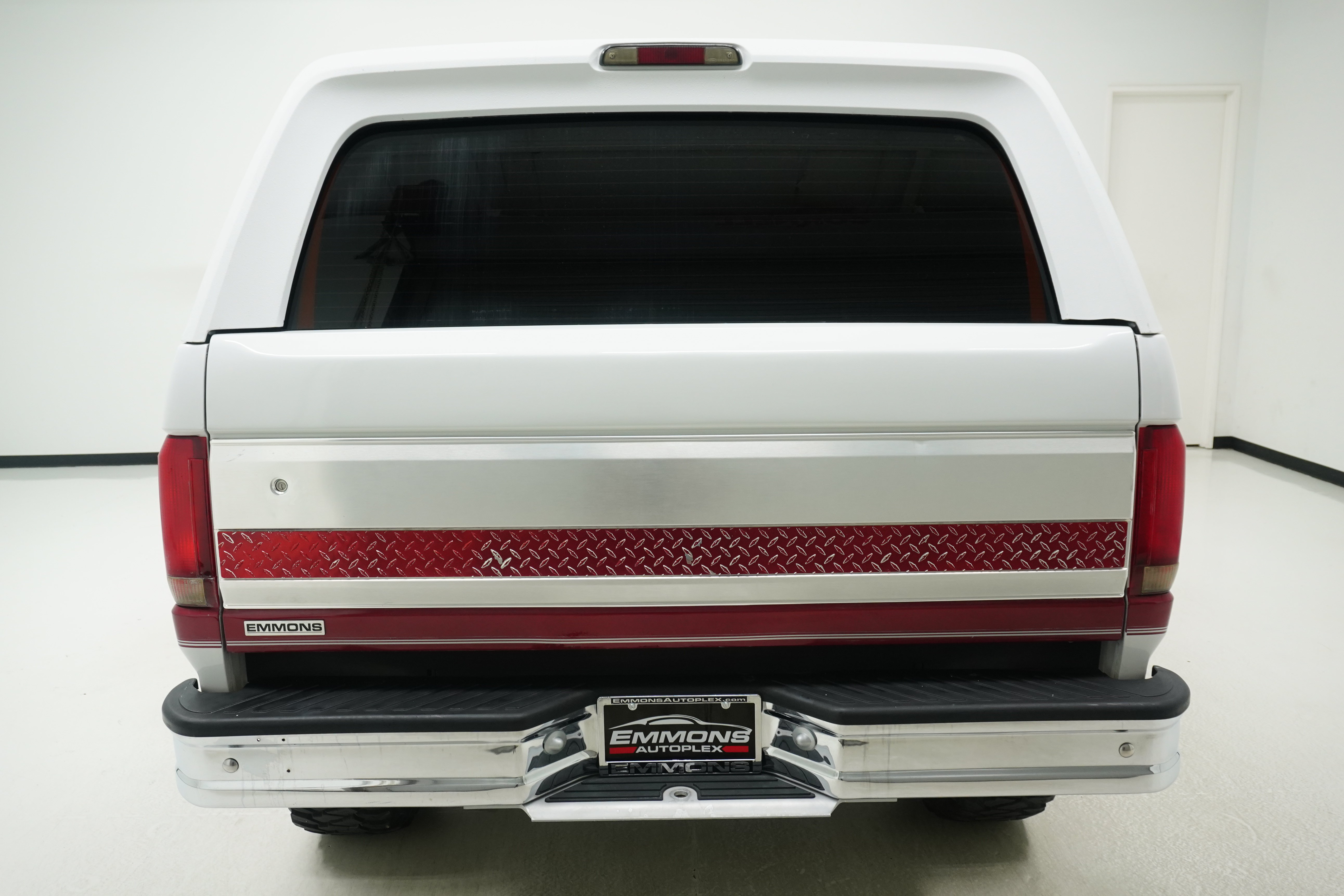 Used 1995 Ford Bronco XLT AWD/4WD image 5