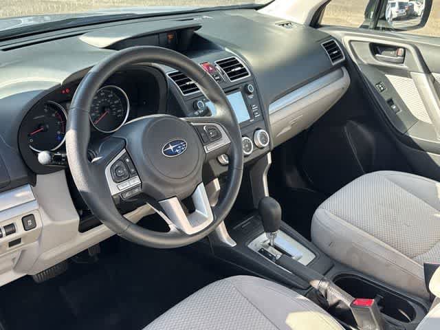 Used 2018 Subaru Forester 2.5i AWD/4WD image 2
