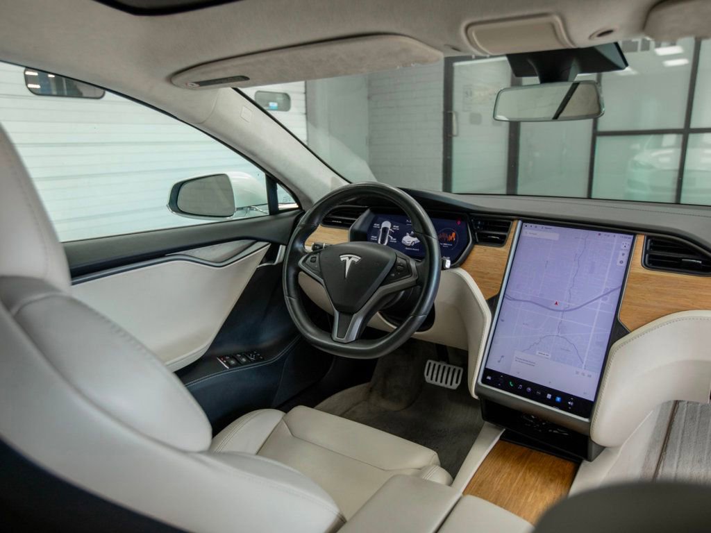 Used 2019 Tesla Model S Performance image 17