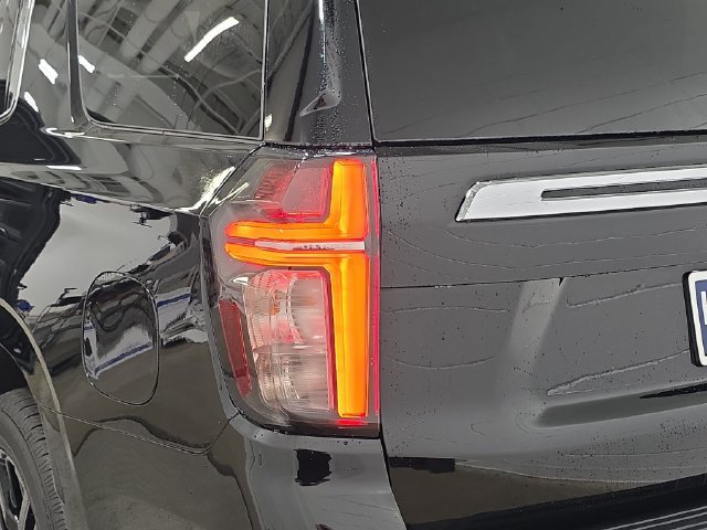 Used 2023 Chevrolet Tahoe Premier w/ Advanced Technology Package AWD/4WD image 34