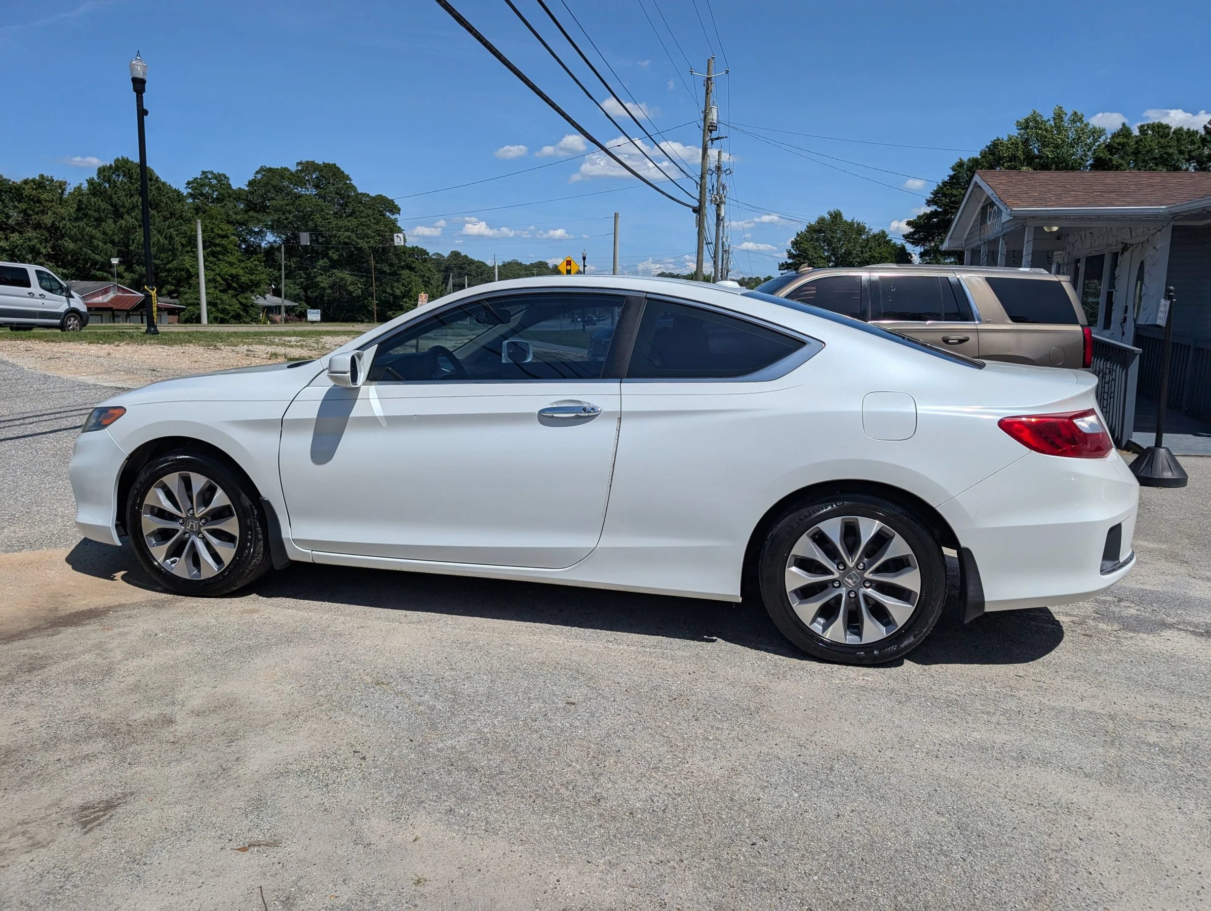 Used 2015 Honda Accord EX-L image 3