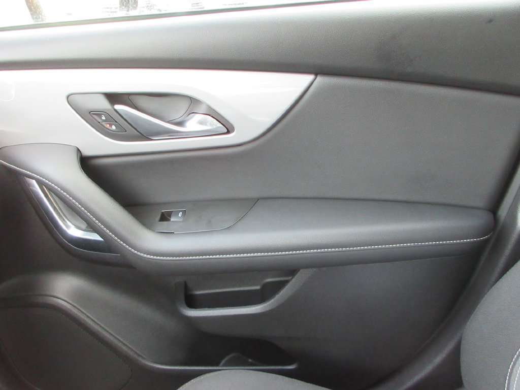 Used 2024 Chevrolet Blazer LT w/ LPO, Floor Liner Package FWD image 30