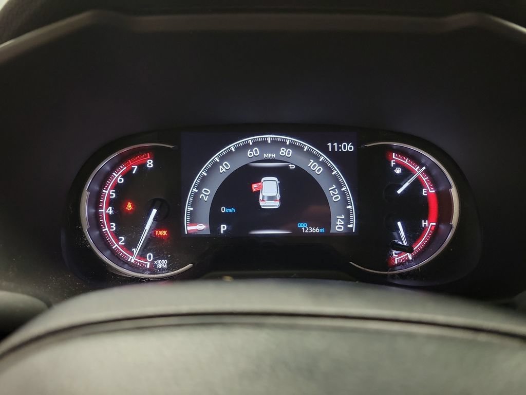 Used 2023 Toyota RAV4 LE AWD/4WD image 27