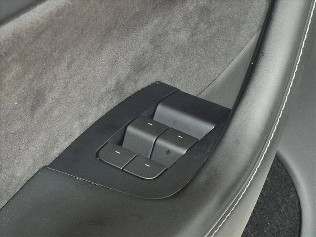 Used 2024 Tesla Model Y Long Range AWD/4WD image 11