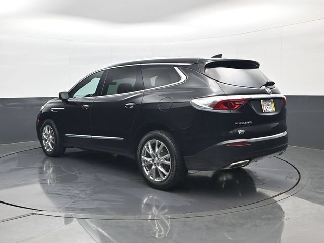 Used 2022 Buick Enclave Premium w/ Experience Buick Package FWD image 7