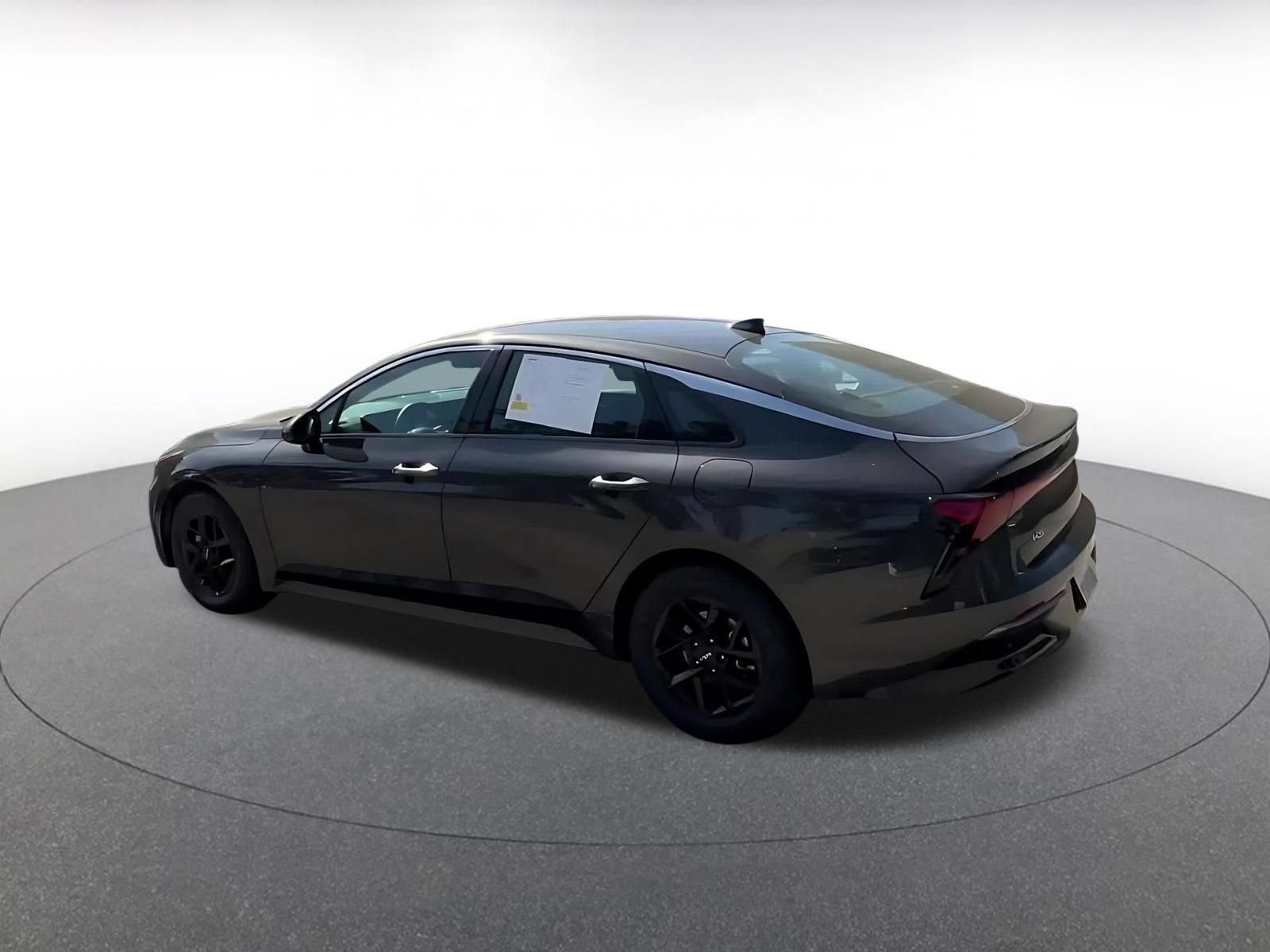 Used 2025 Kia K5 LXS FWD image 9