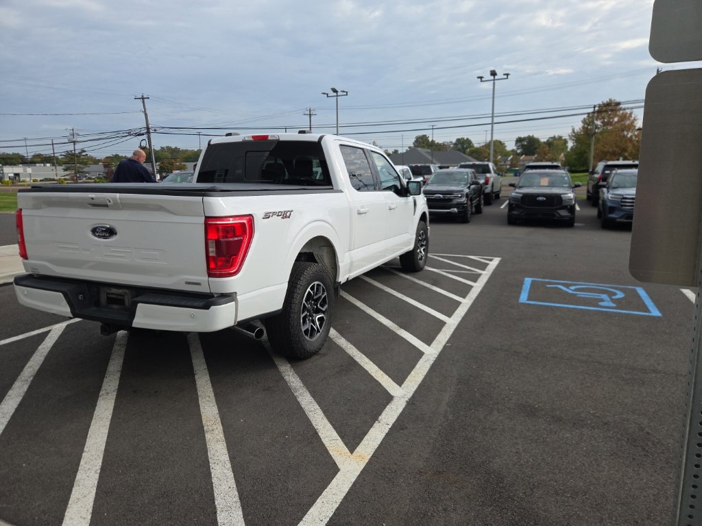 Used 2022 Ford F150 XLT w/ Equipment Group 302A High AWD/4WD image 7