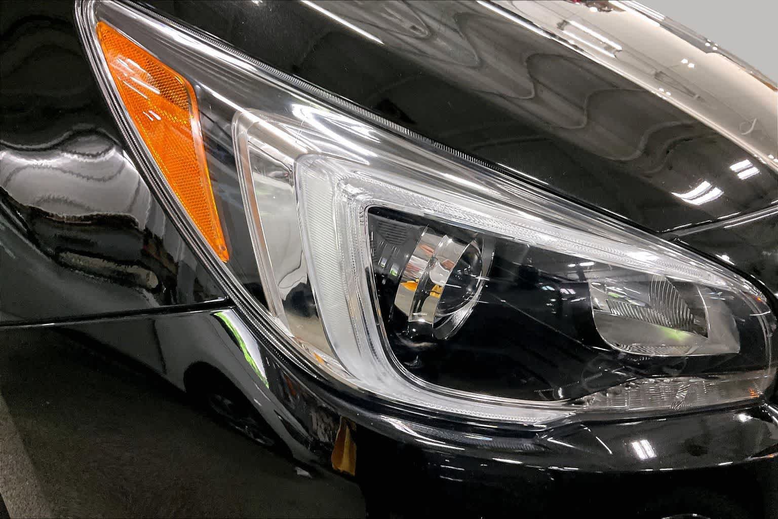 Used 2016 Subaru Outback 2.5i Limited AWD/4WD image 27