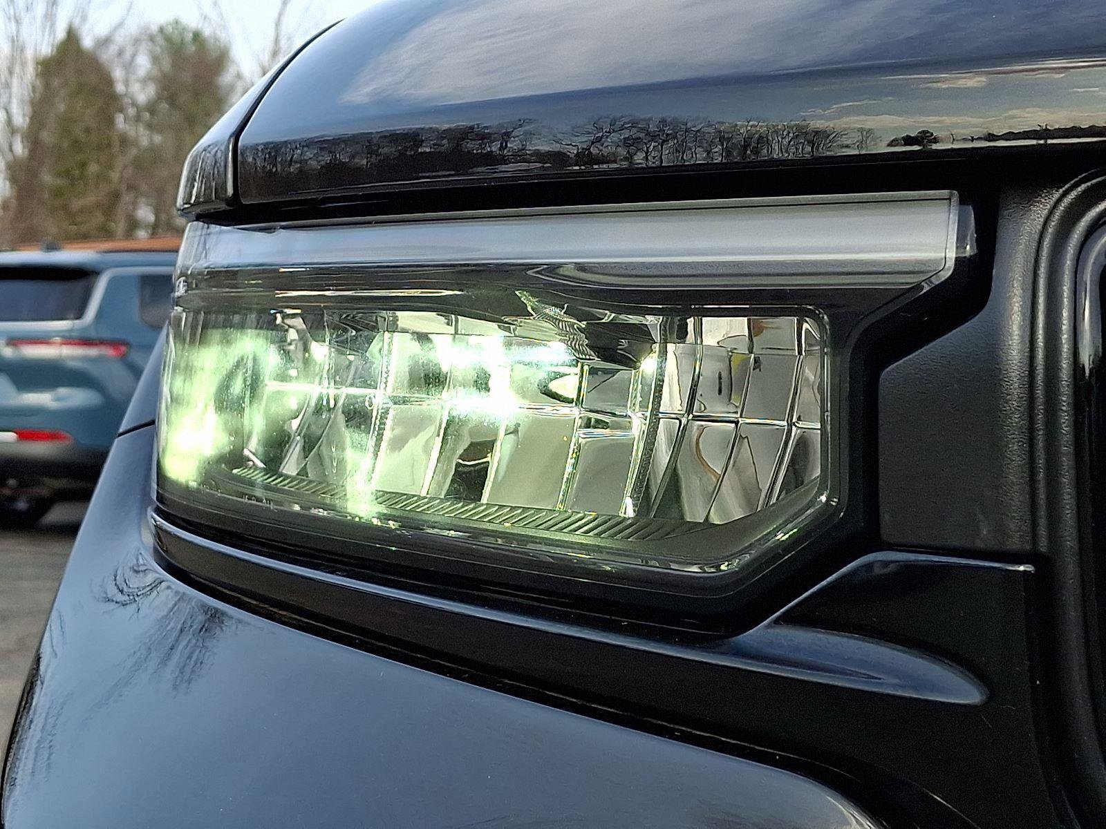 Used 2022 Jeep Grand Cherokee L Laredo image 9