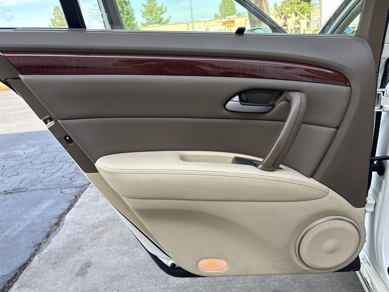 Used 2010 Acura RL AWD/4WD image 34