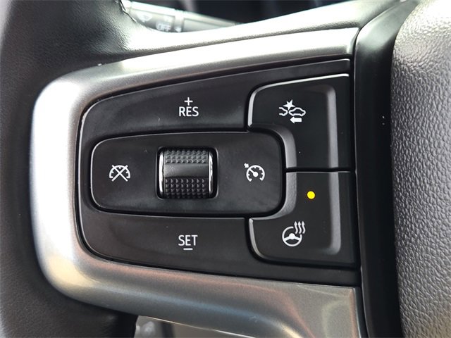 Used 2023 Chevrolet Suburban Premier image 28