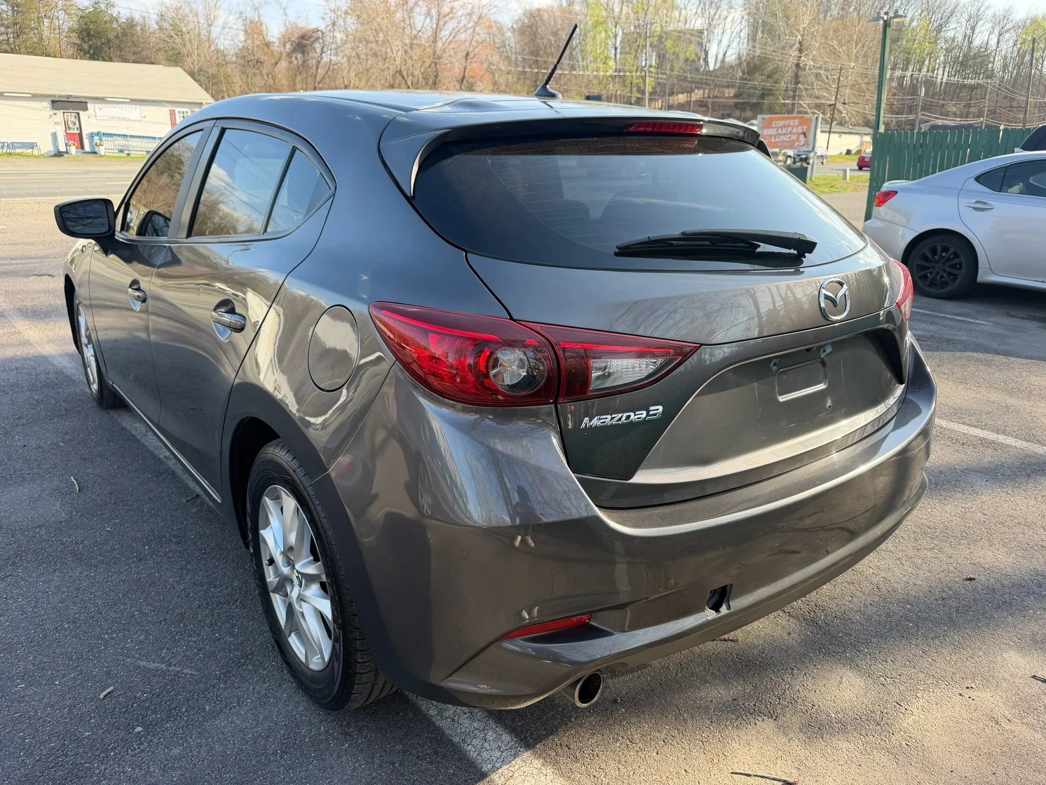 Used 2017 MAZDA MAZDA3 Sport image 10