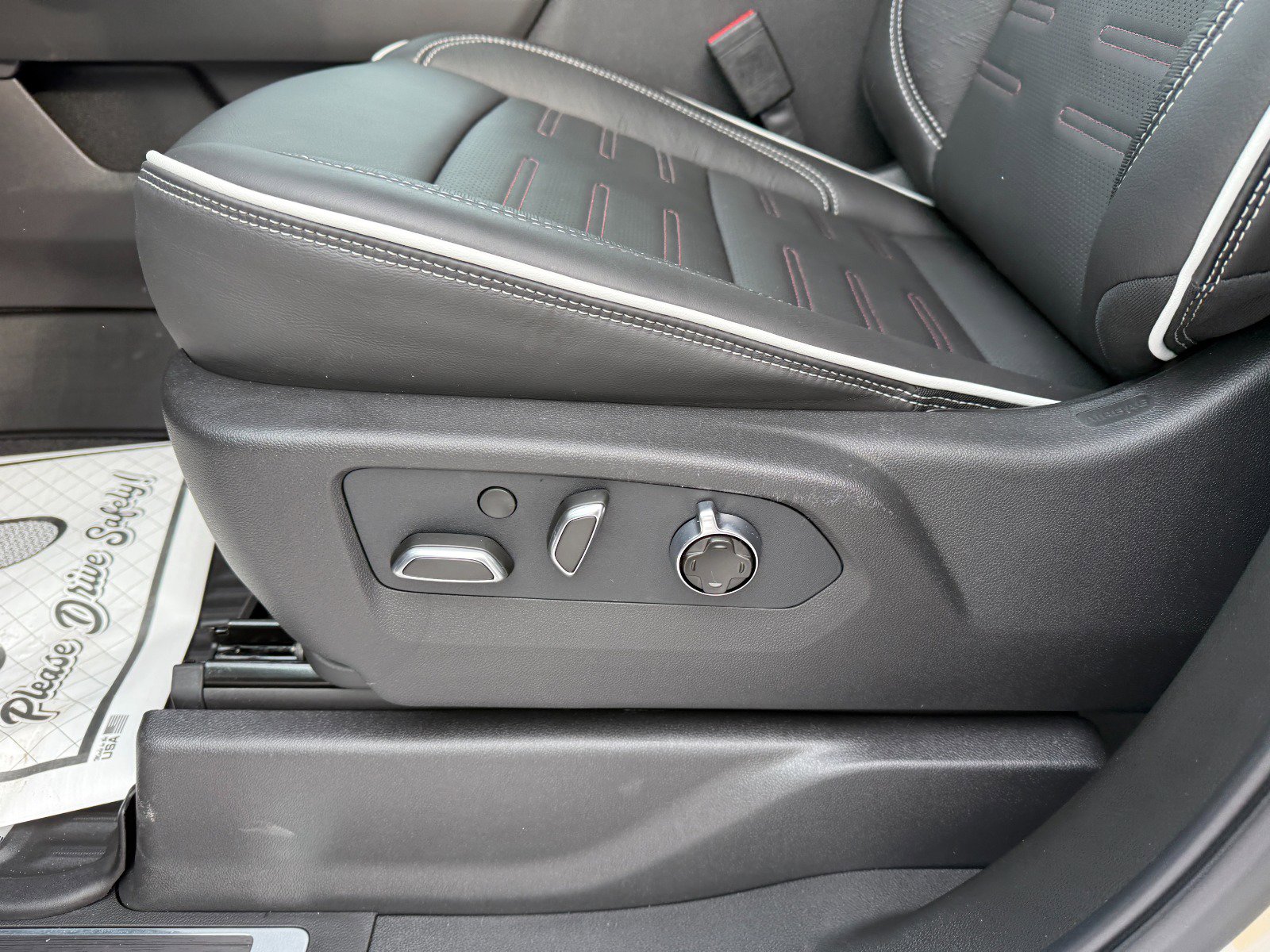 New 2026 GMC Sierra 1500 AT4X image 26