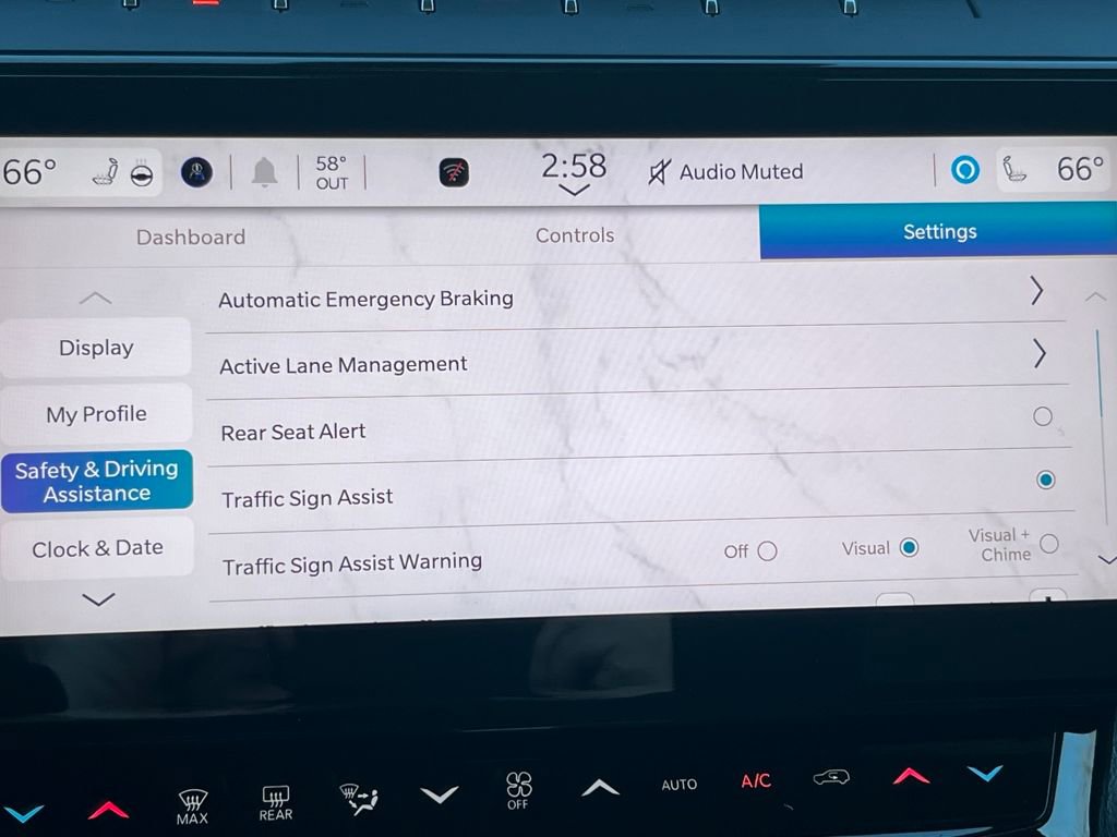 New 2026 Jeep Grand Cherokee Limited image 8