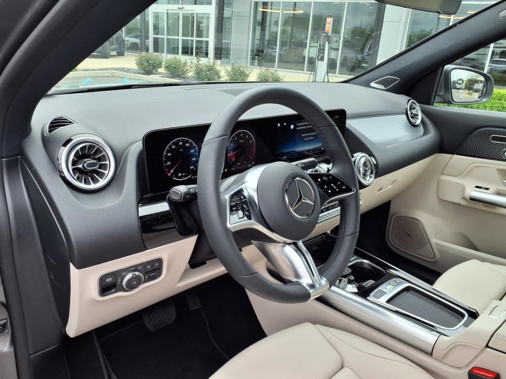 Certified 2025 Mercedes-Benz GLA 250 4MATIC image 14