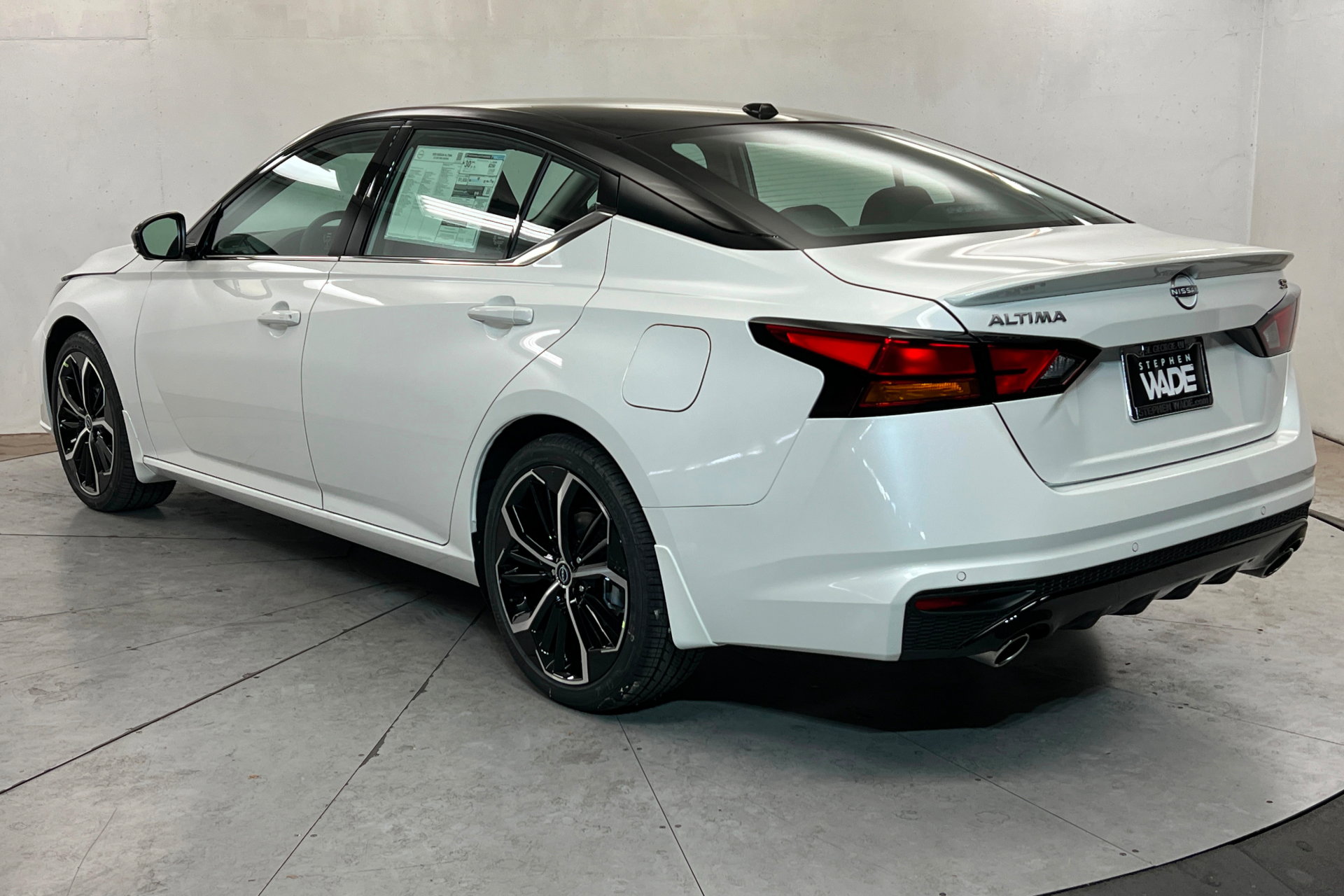 New 2026 Nissan Altima 2.5 SR image 3