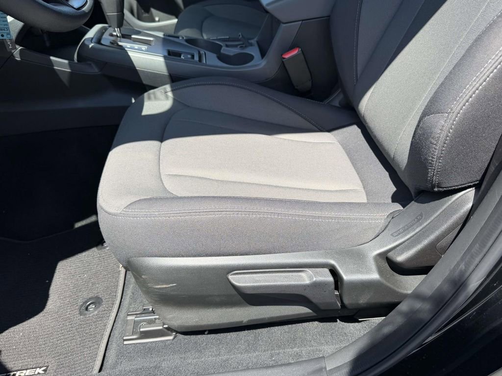 Used 2024 Subaru Crosstrek 2.0i AWD/4WD image 17