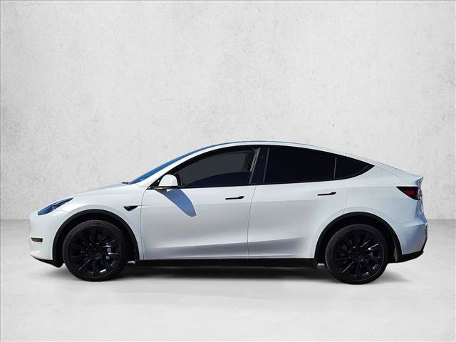 Used 2024 Tesla Model Y Long Range AWD/4WD image 7