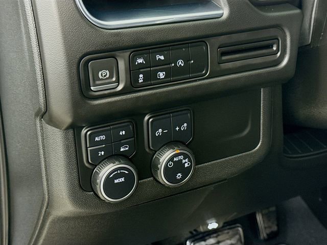 Used 2023 Chevrolet Tahoe RST w/ RST Performance Edition image 13