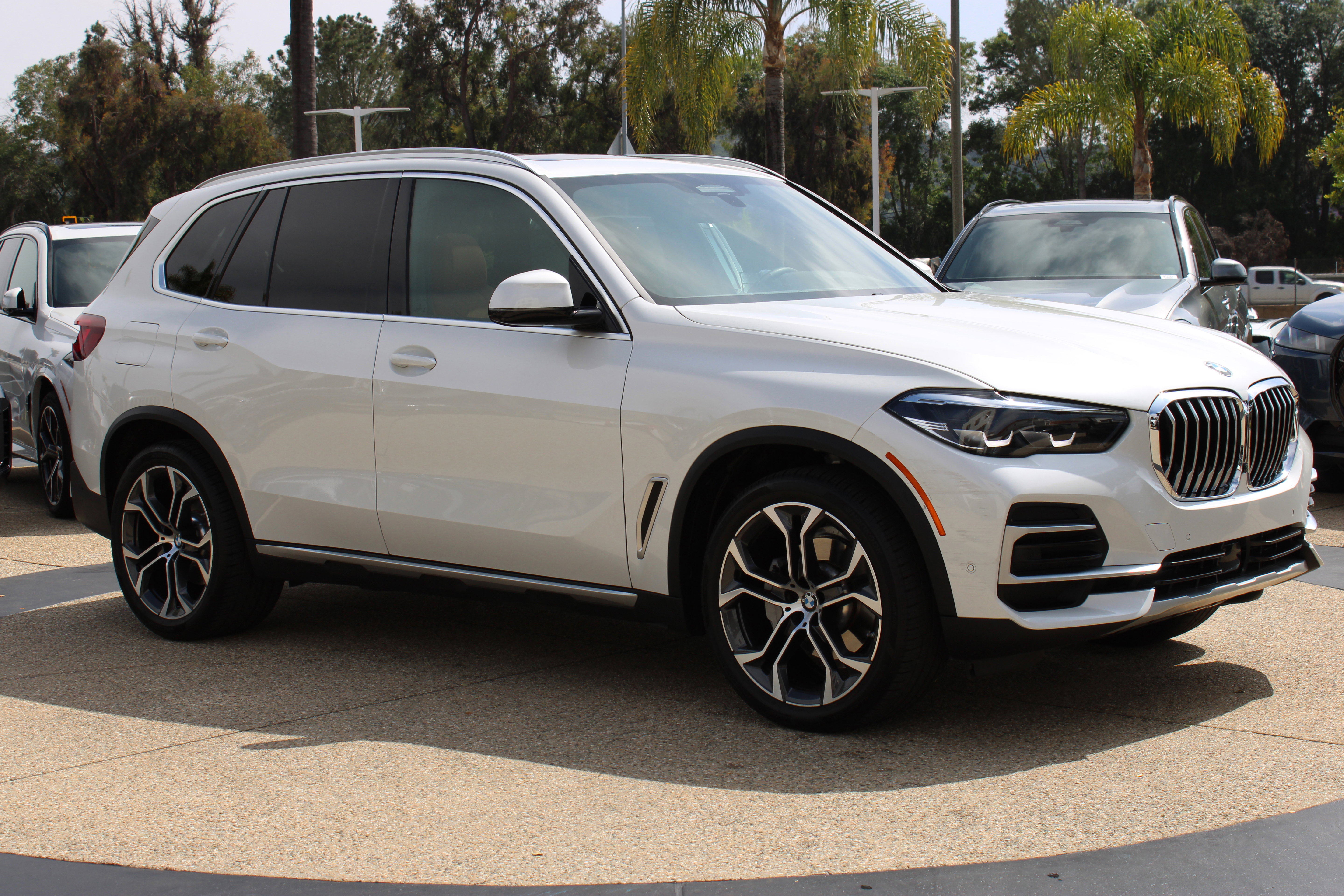 Used 2023 BMW X5 sDrive40i RWD image 8