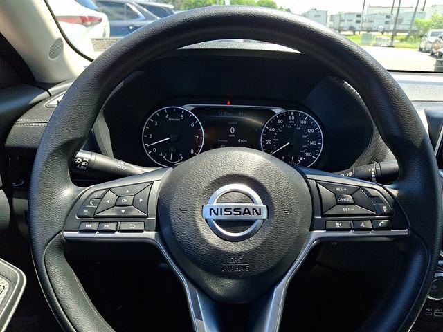 Used 2023 Nissan Sentra SV FWD image 20