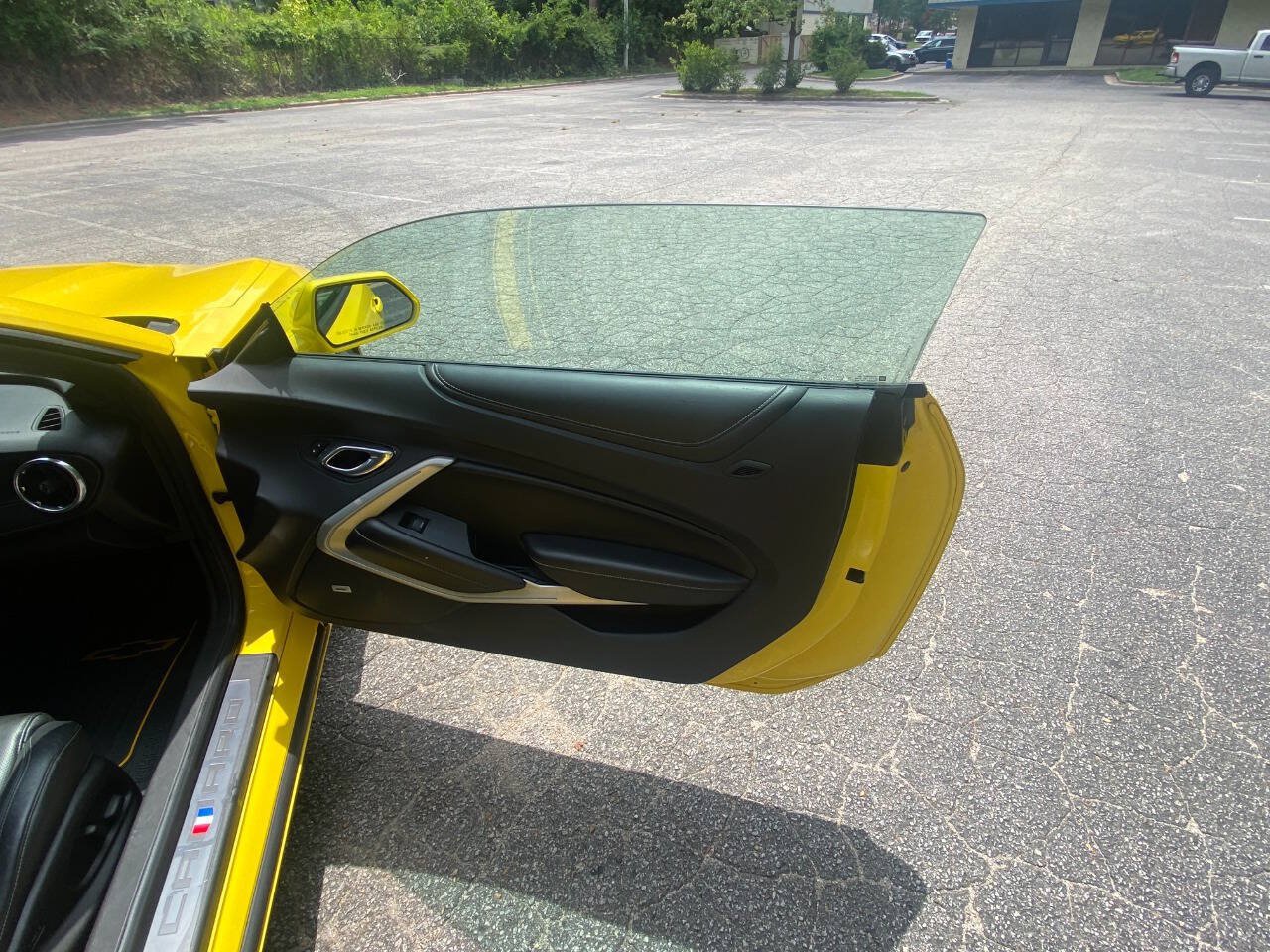 Used 2016 Chevrolet Camaro LT RWD image 39