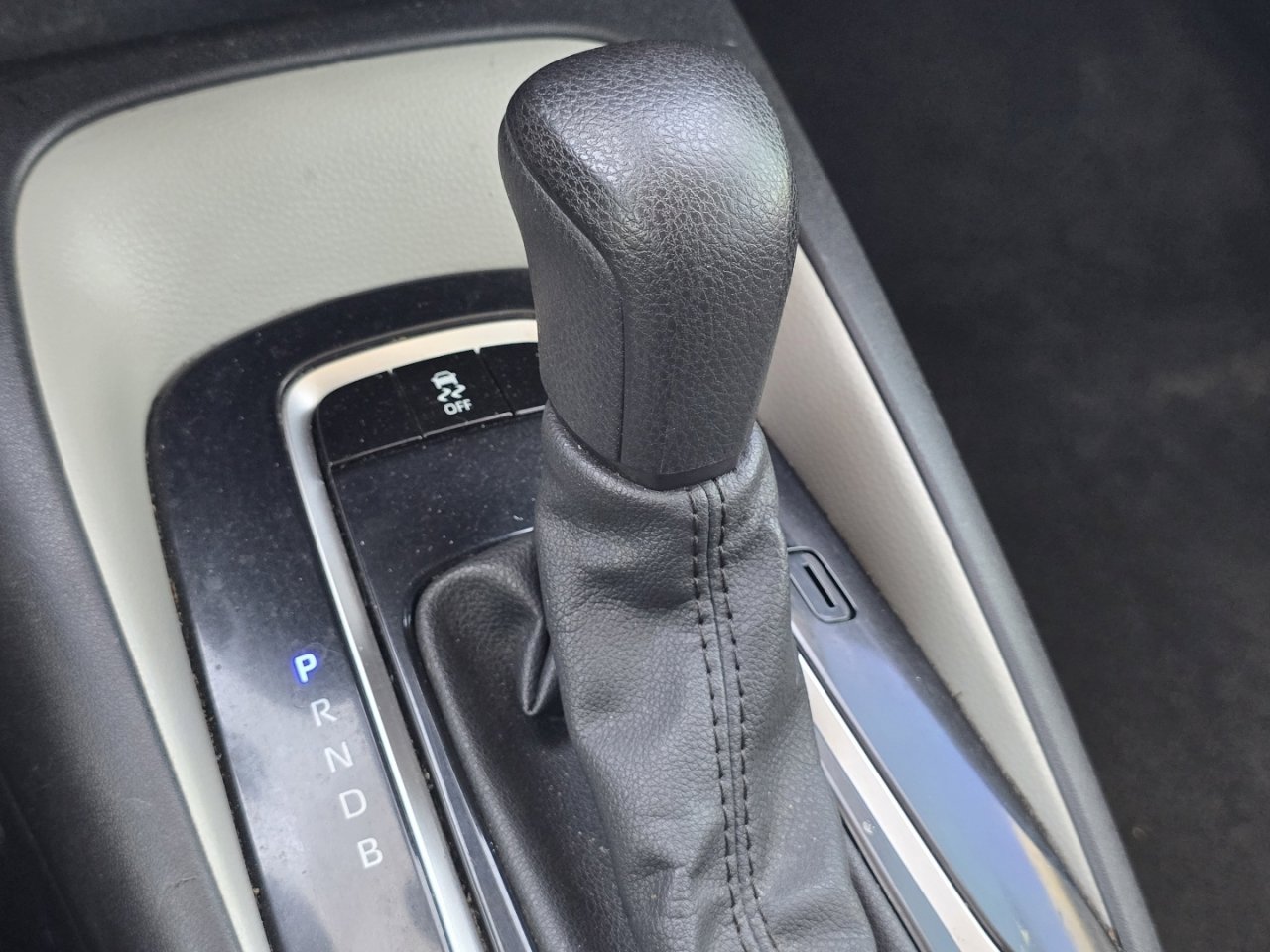 Used 2022 Toyota Corolla LE FWD image 27